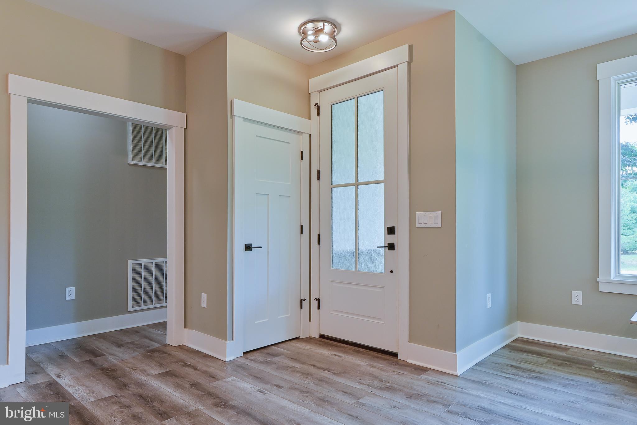 THE WOODS - Residential Lease