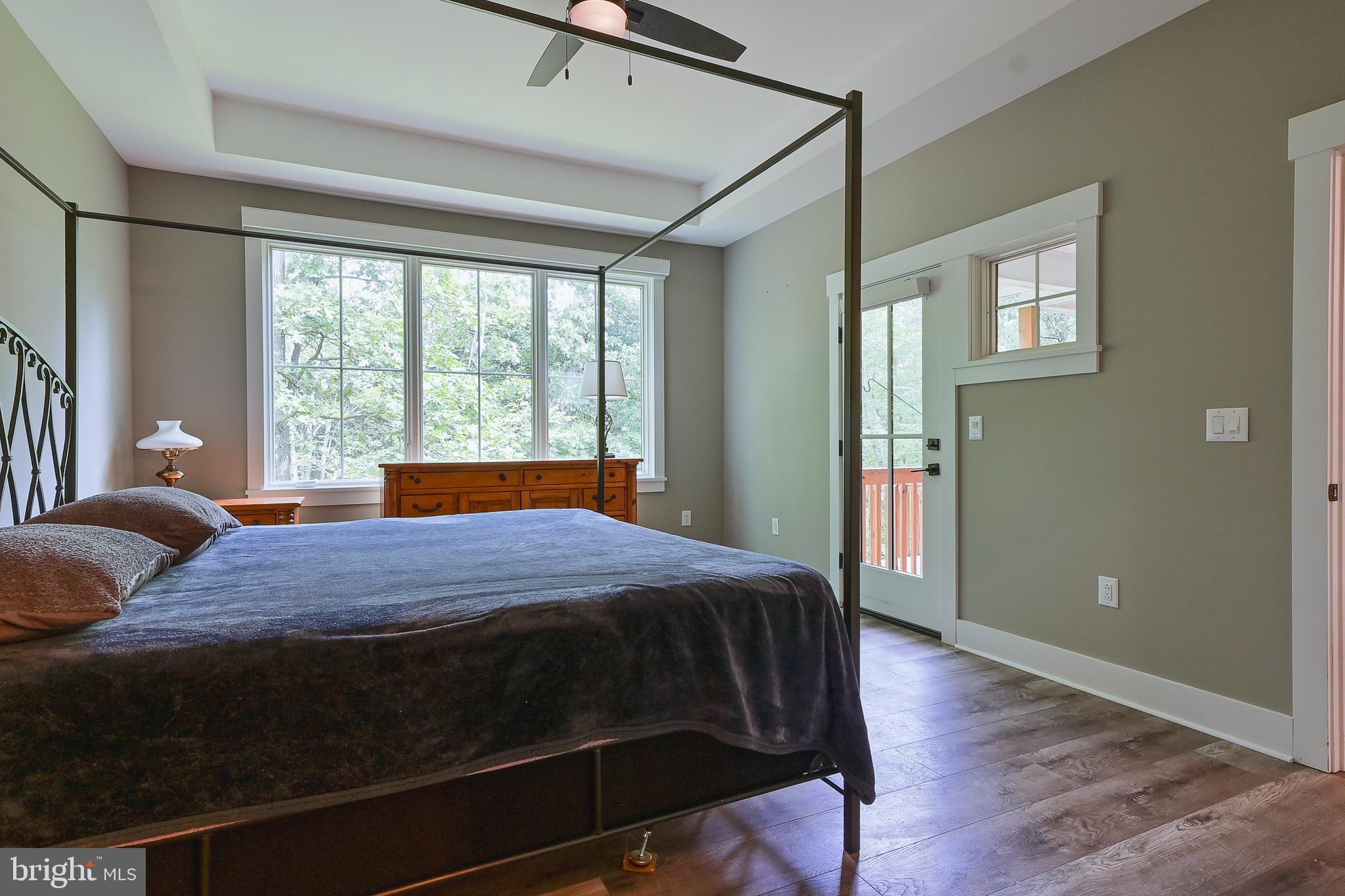 THE WOODS - Residential Lease