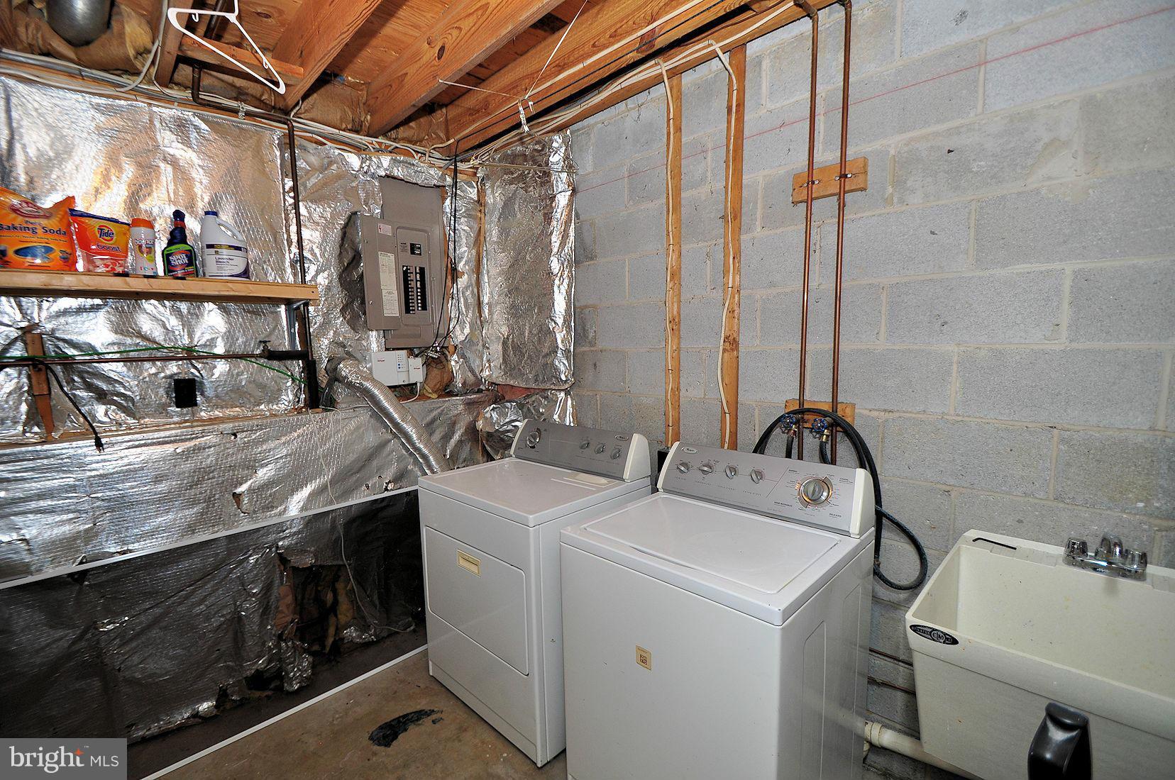 STONEY BEACH - Residential