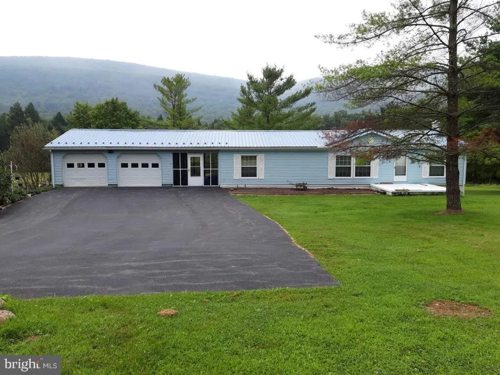 2638 New Lancaster Valley Road, Milroy, PA 17063