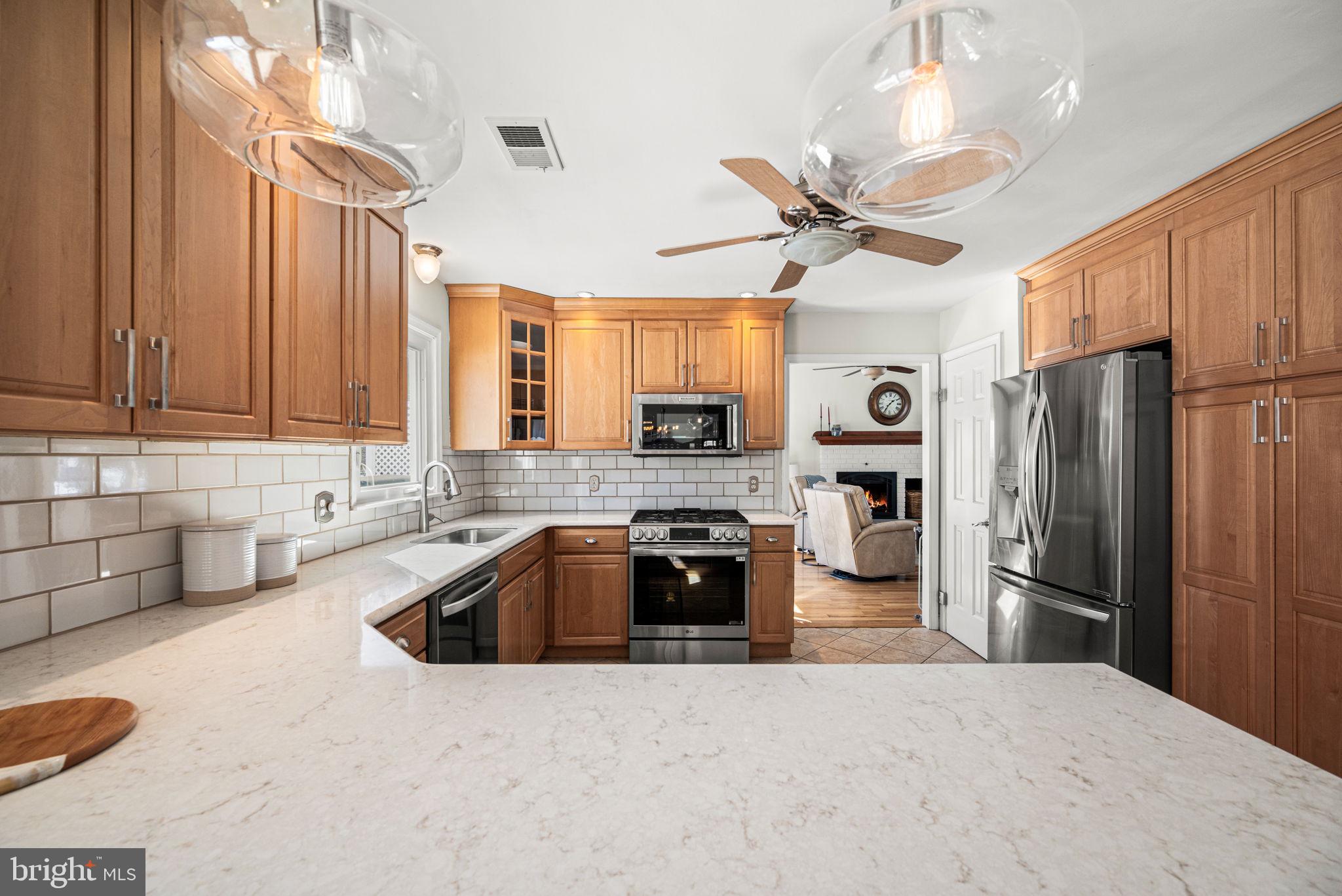 LONGVIEW LANE - Residential