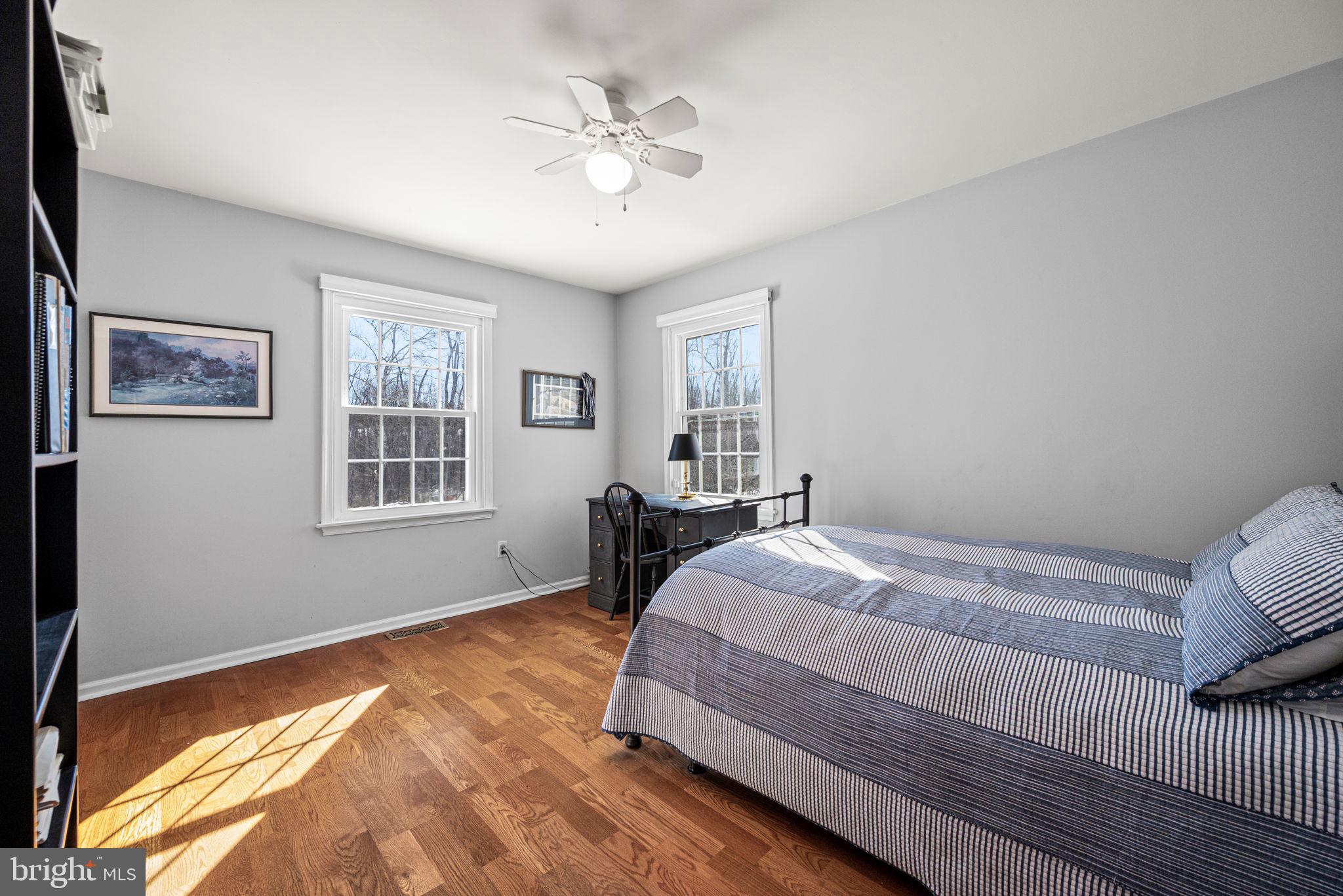 LONGVIEW LANE - Residential