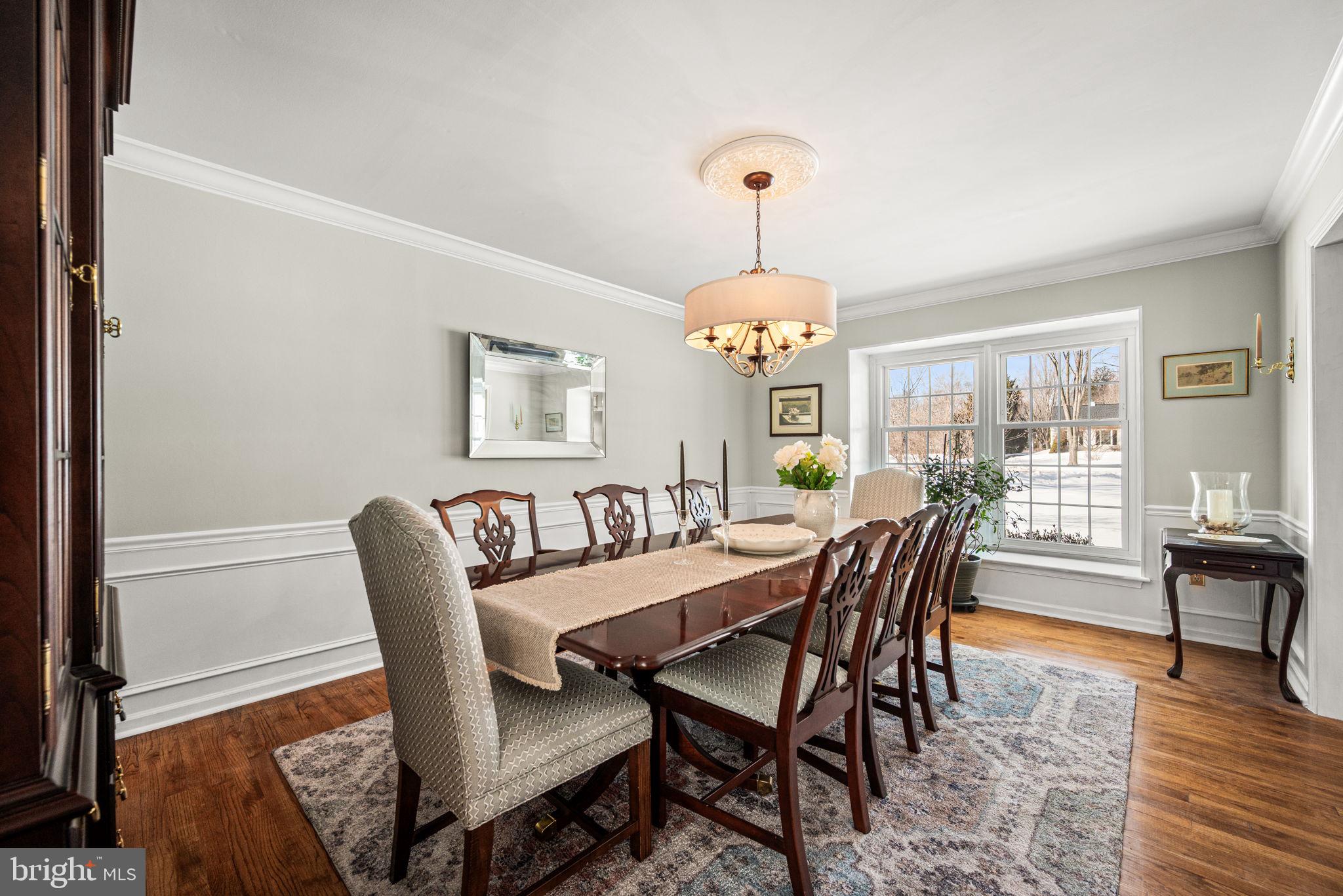 LONGVIEW LANE - Residential