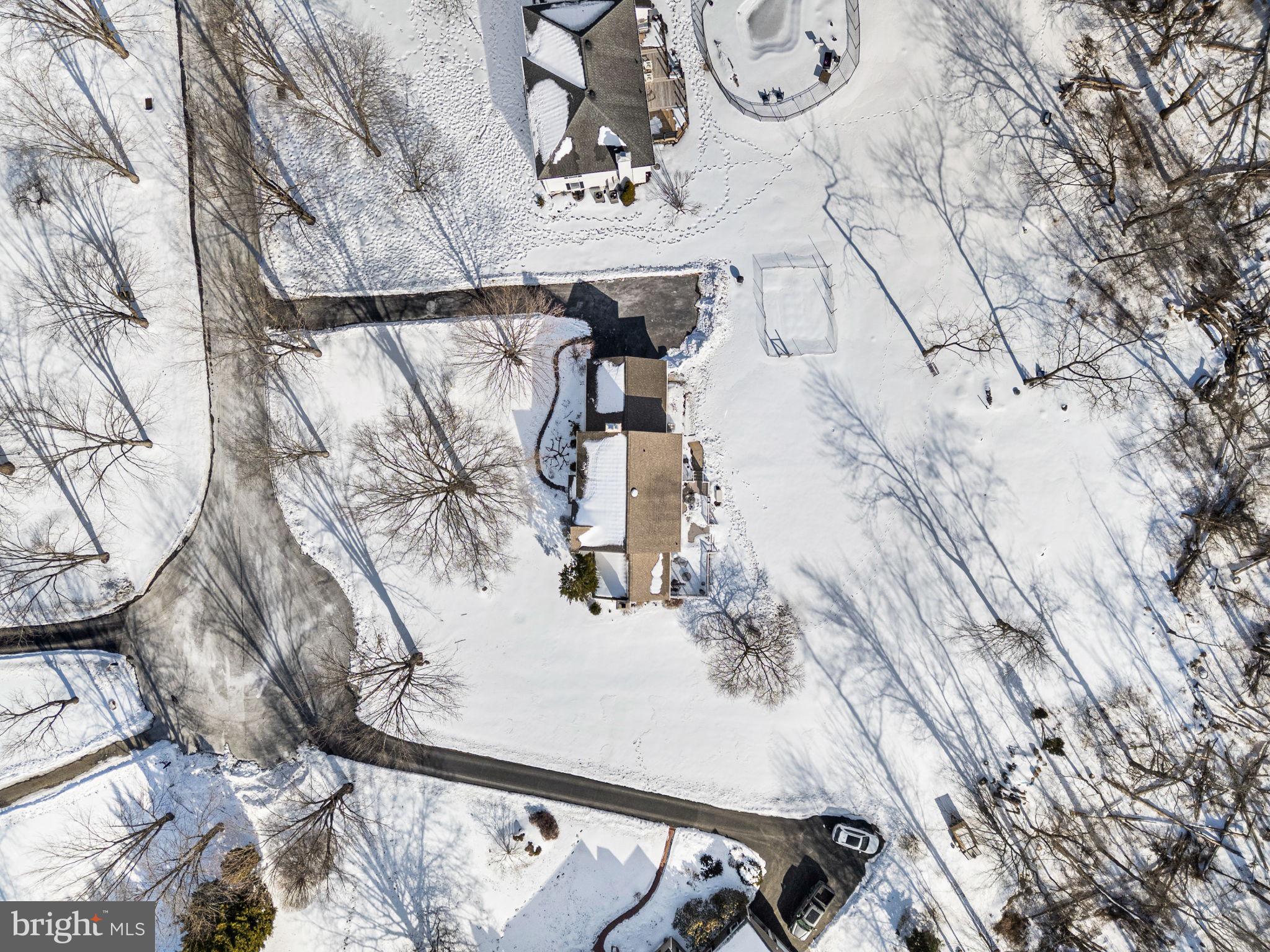 LONGVIEW LANE - Residential