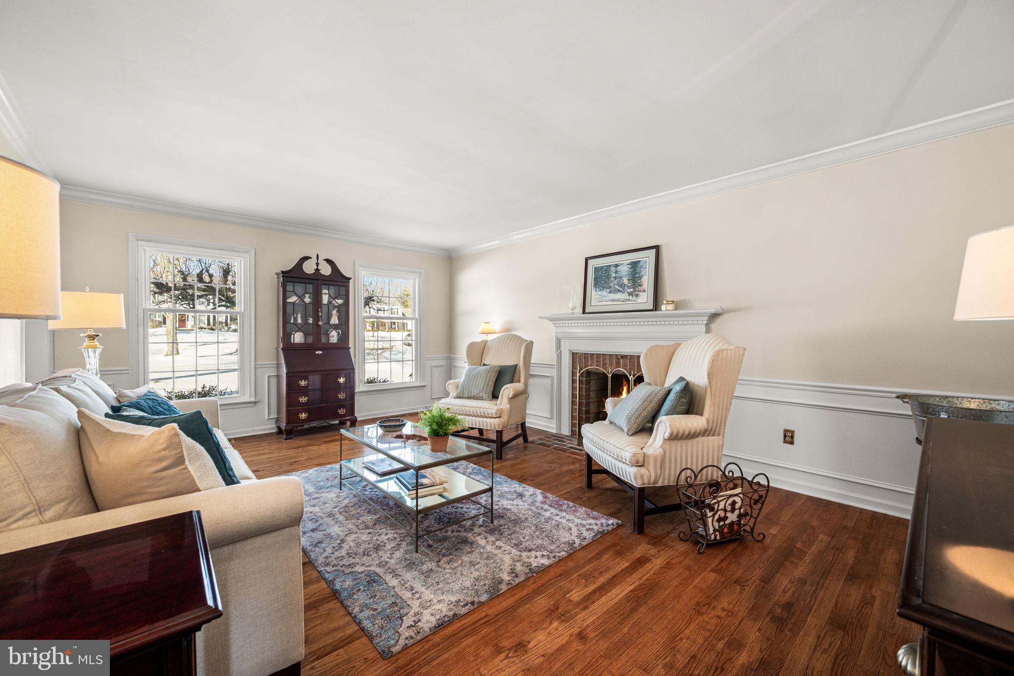 LONGVIEW LANE - Residential