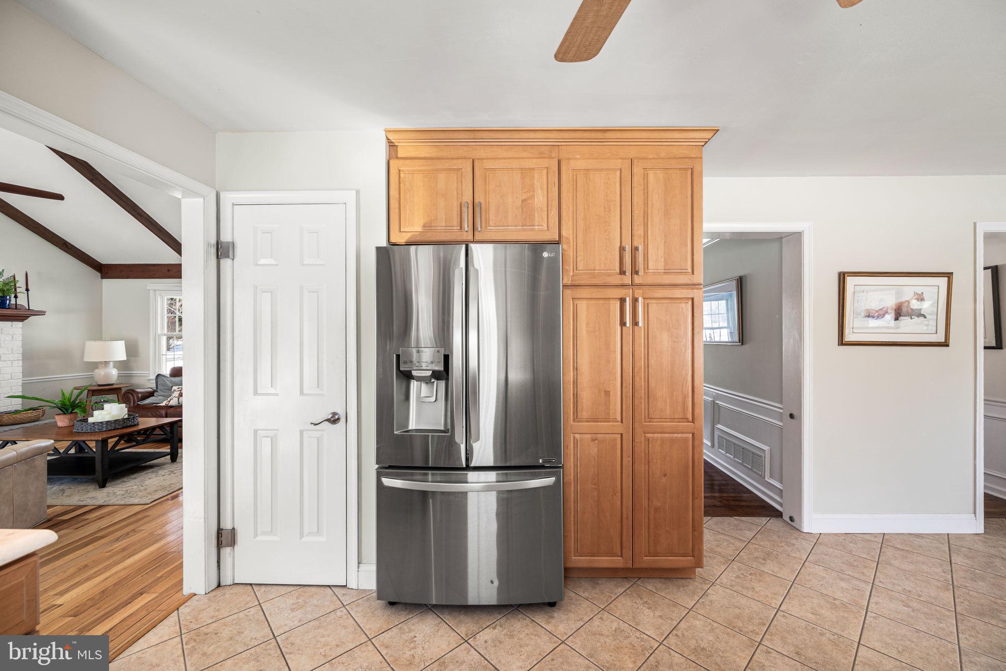 LONGVIEW LANE - Residential