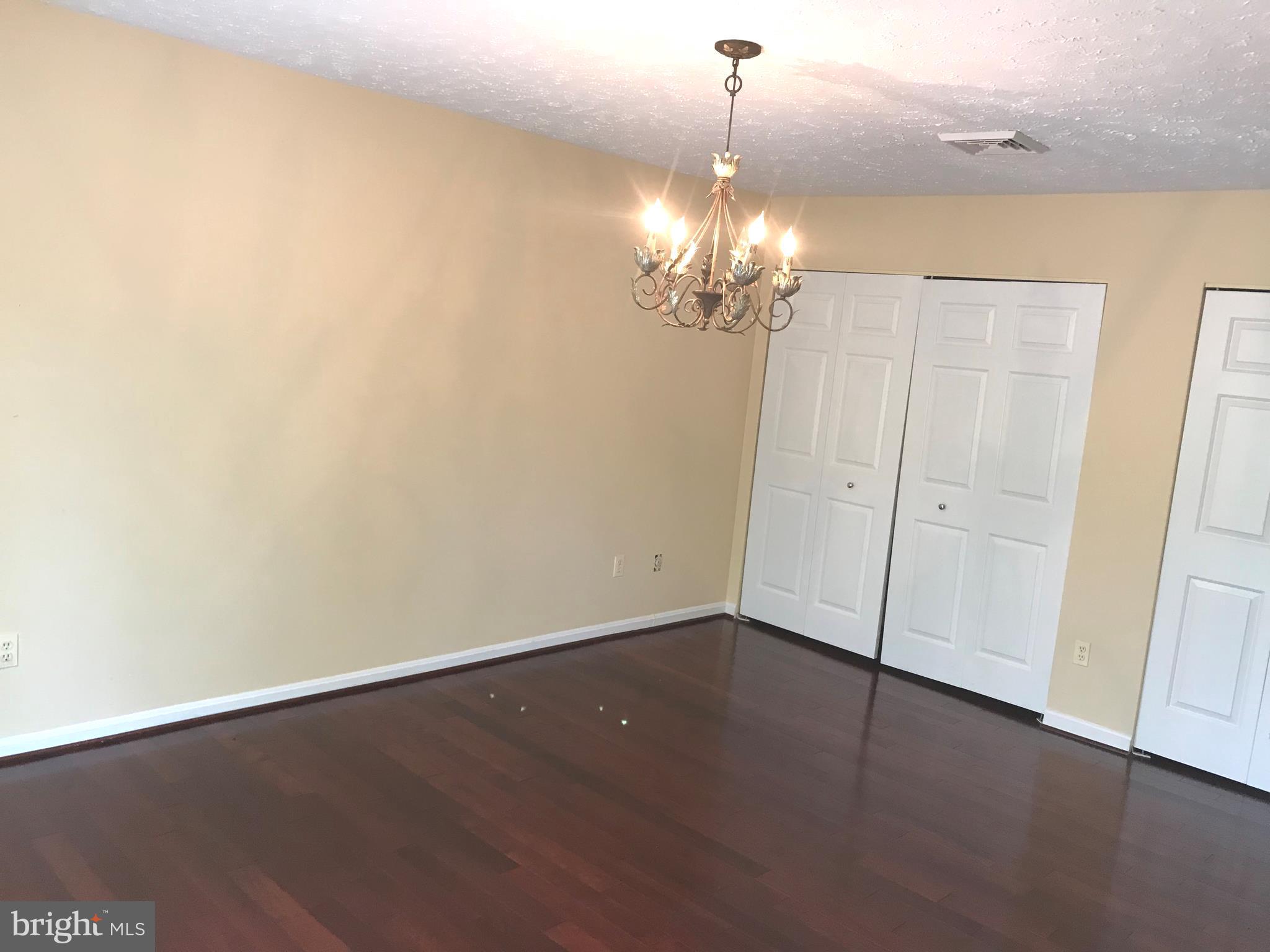 DIVINITY COVE - Residential