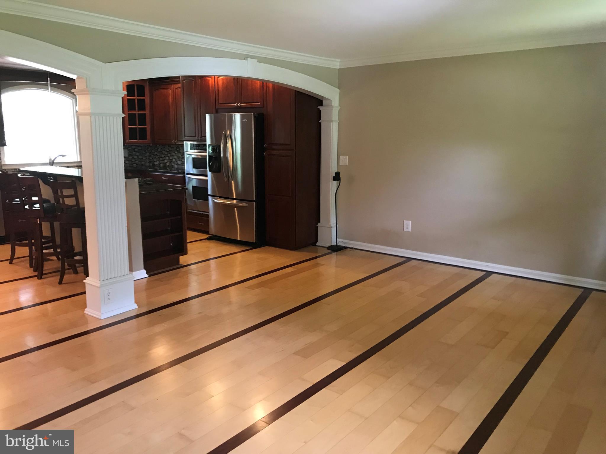 DIVINITY COVE - Residential