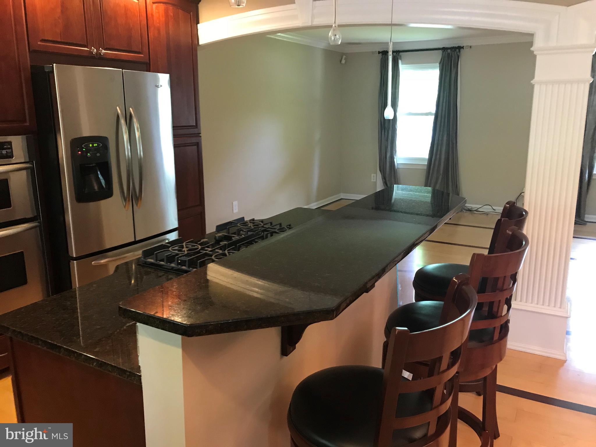 DIVINITY COVE - Residential