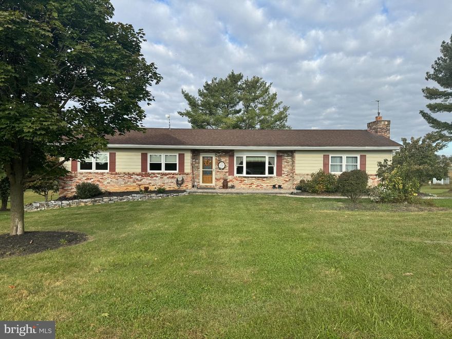 4 bedroom , 3 bath home with detached workshop on 3 acres. Private  county setting