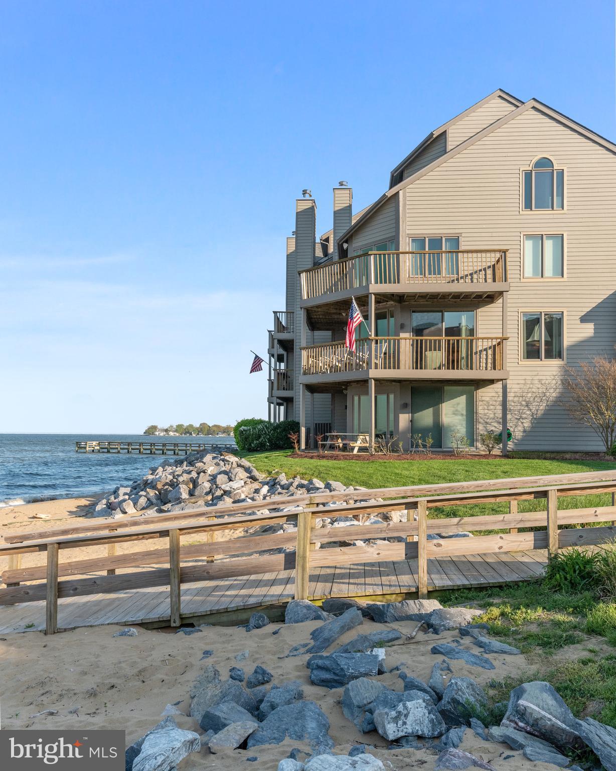 CHESAPEAKE HARBOUR - Residential