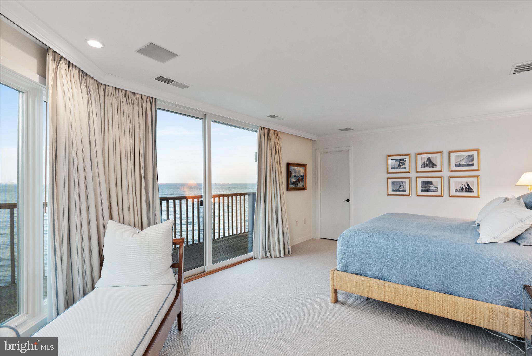 CHESAPEAKE HARBOUR - Residential