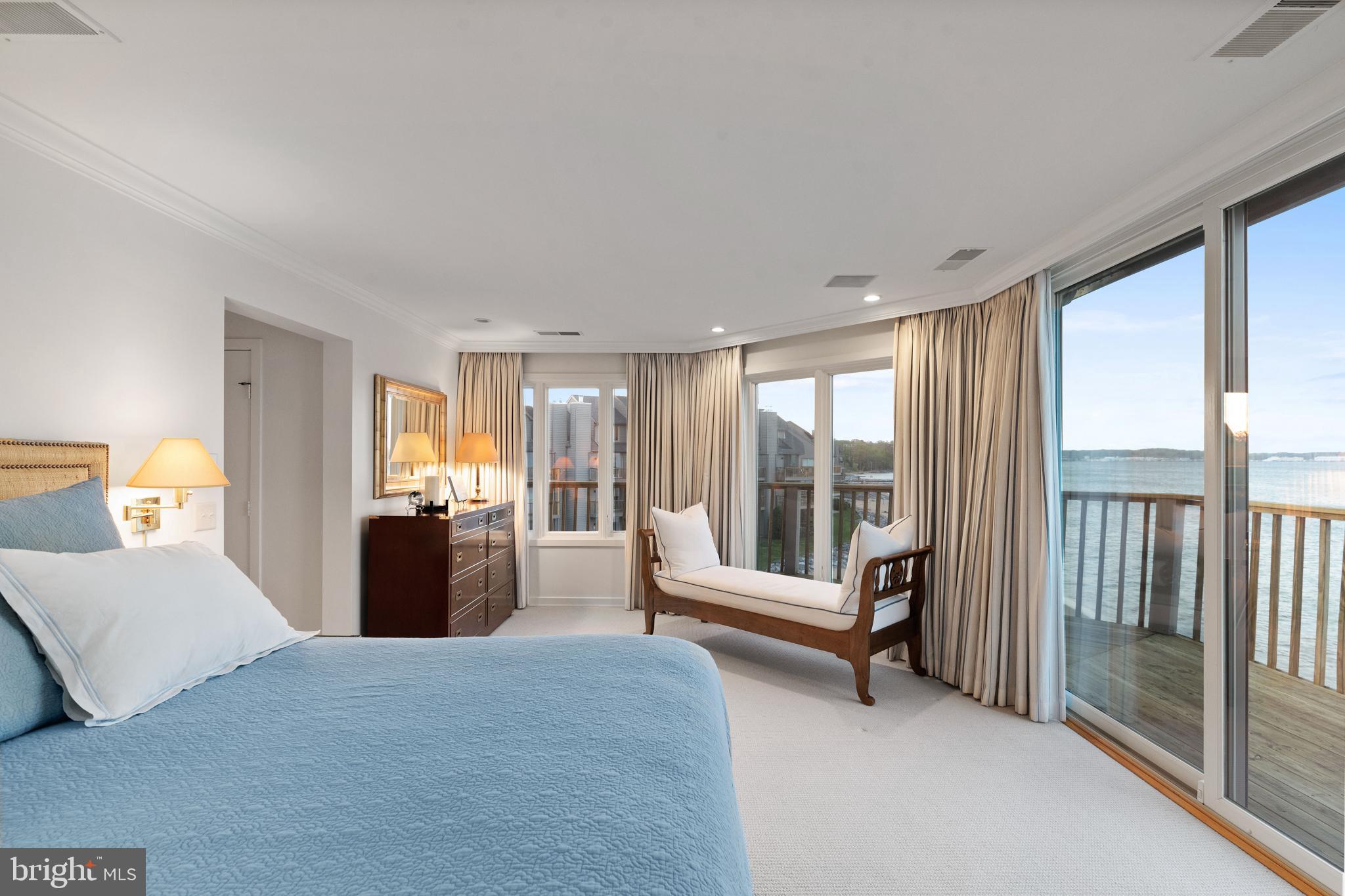 CHESAPEAKE HARBOUR - Residential