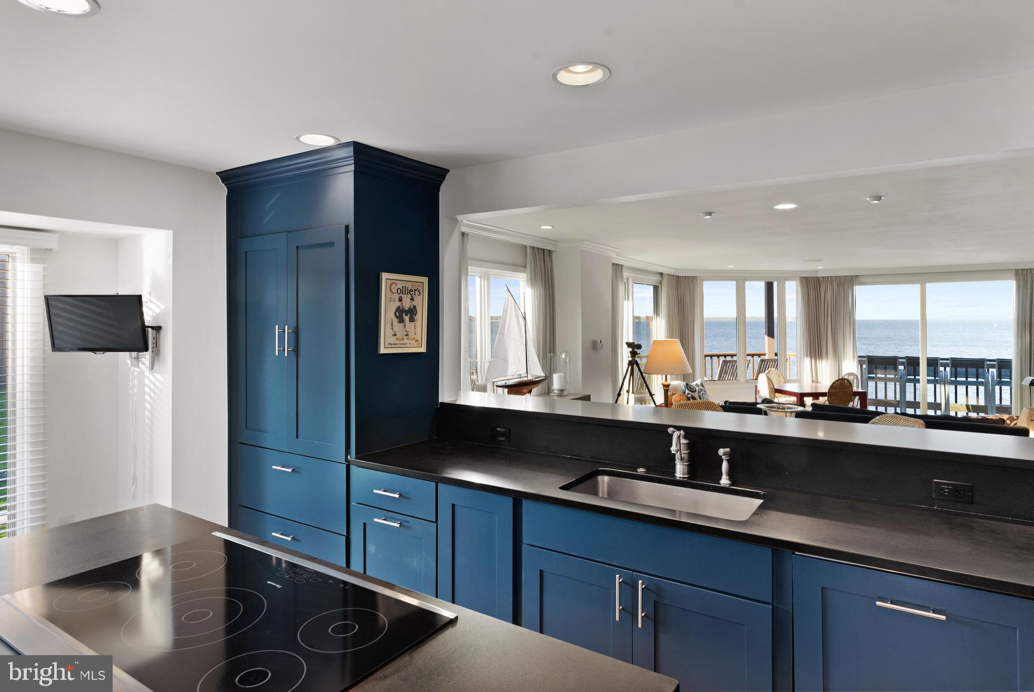 CHESAPEAKE HARBOUR - Residential