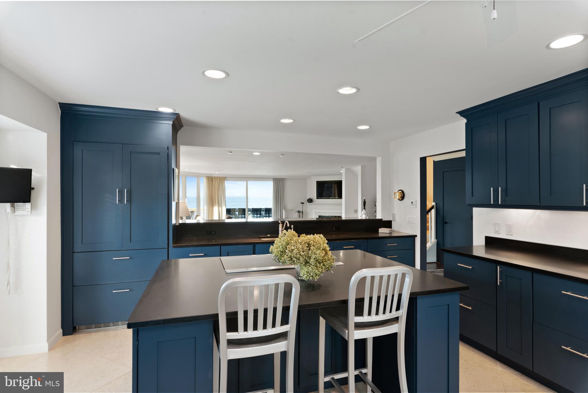 CHESAPEAKE HARBOUR - Residential