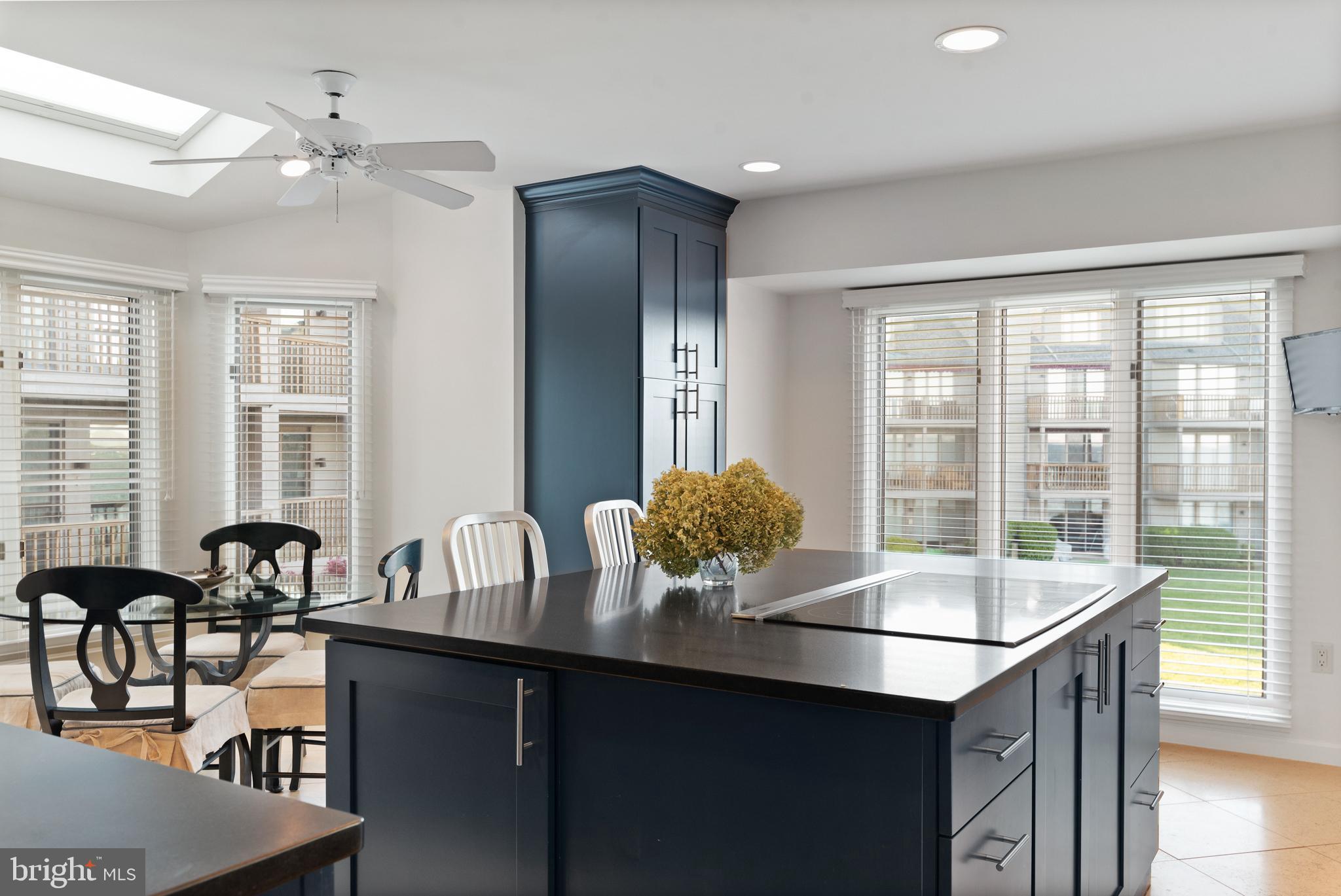 CHESAPEAKE HARBOUR - Residential