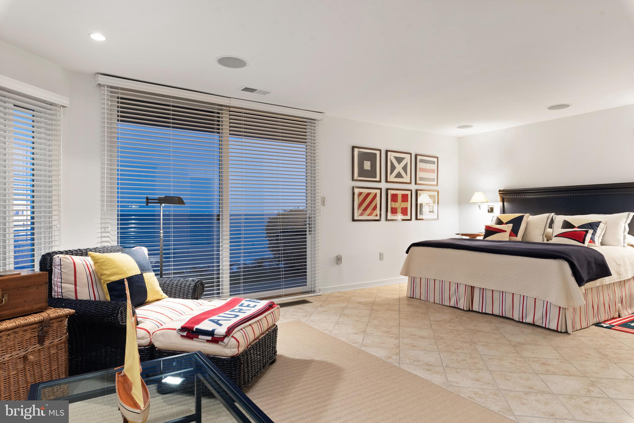 CHESAPEAKE HARBOUR - Residential