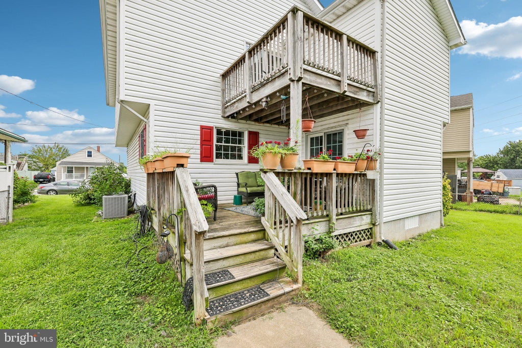 Photo of 1221 Willow Road, BALTIMORE, MD 21222 (MLS # MDBC2173224)