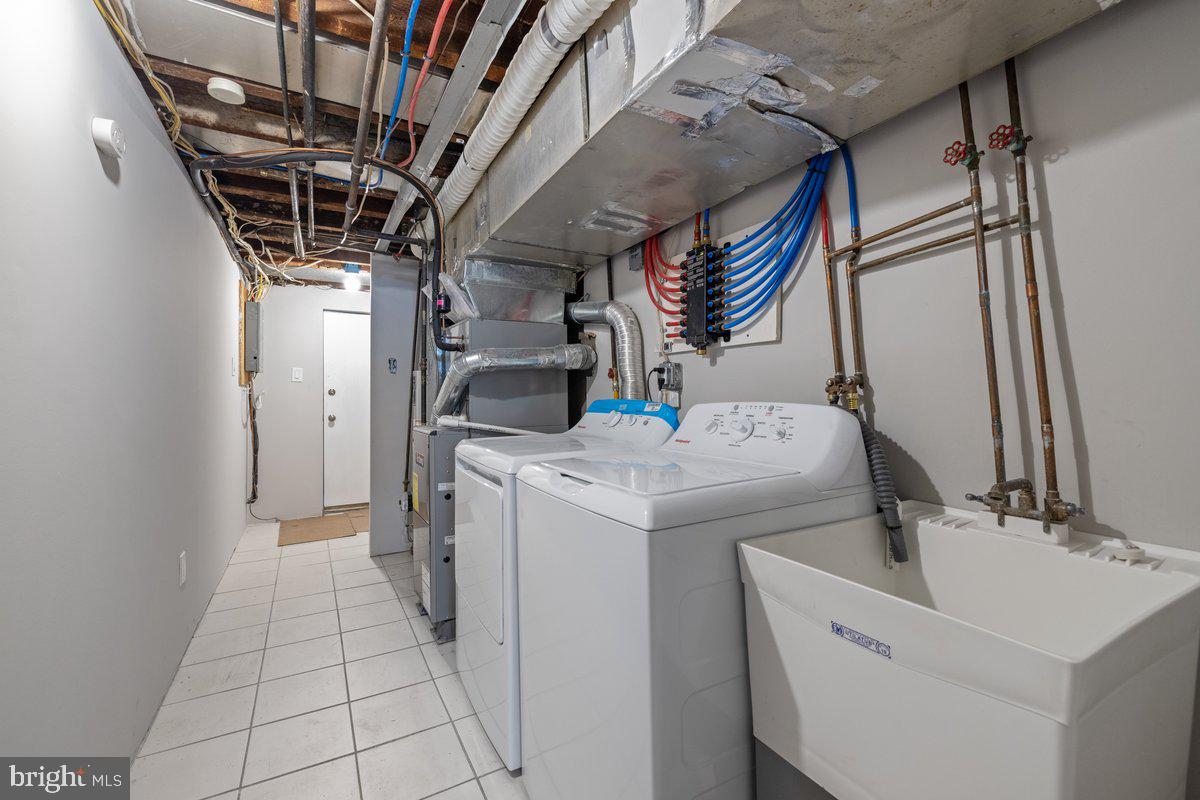 OVERBROOK PARK - Residential