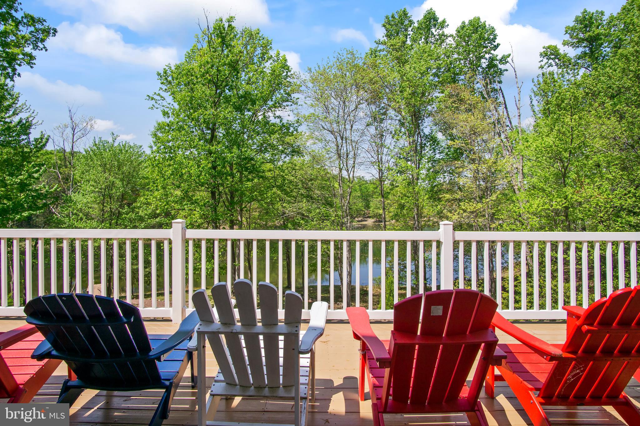 LAKE FOREST ESTATES - Residential