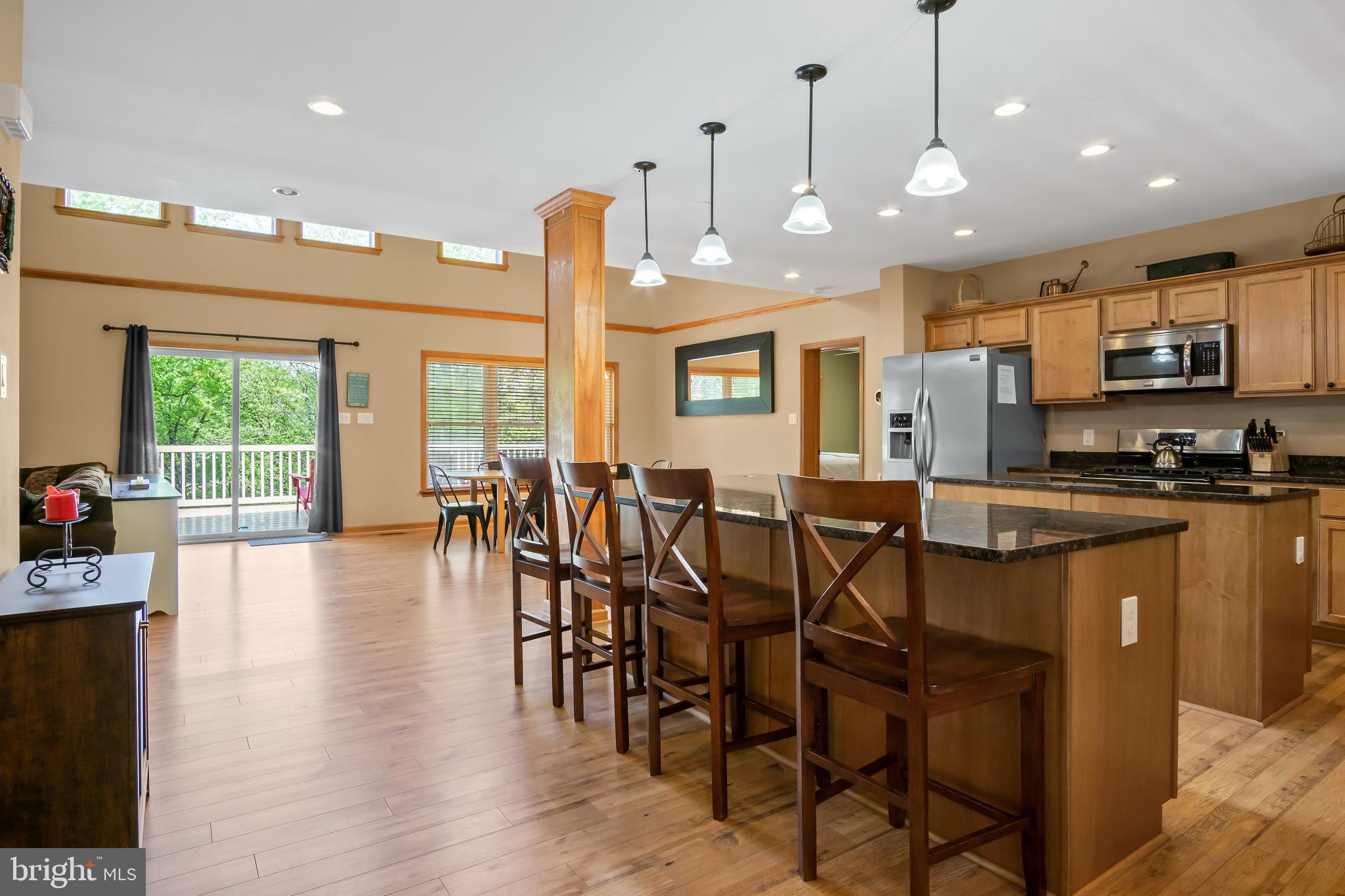 LAKE FOREST ESTATES - Residential