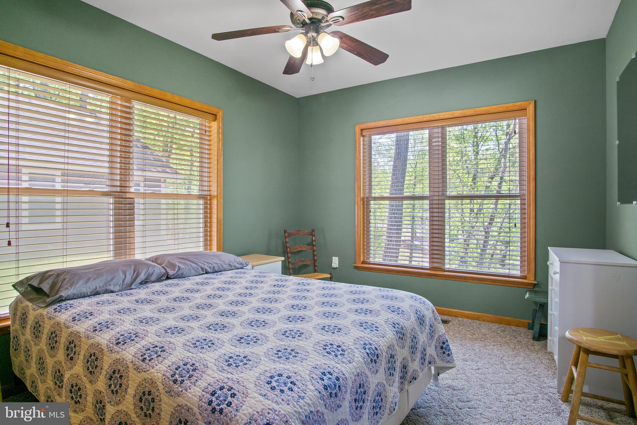 LAKE FOREST ESTATES - Residential