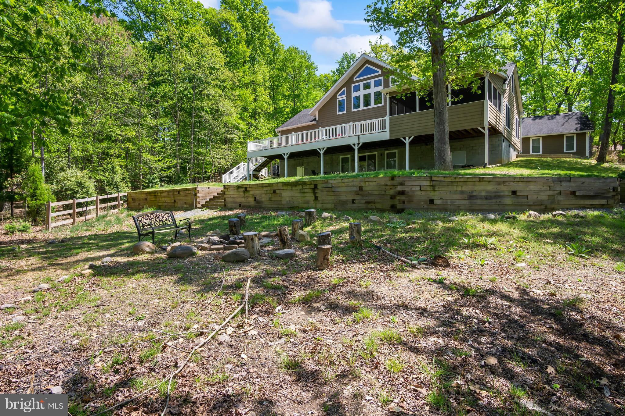 LAKE FOREST ESTATES - Residential