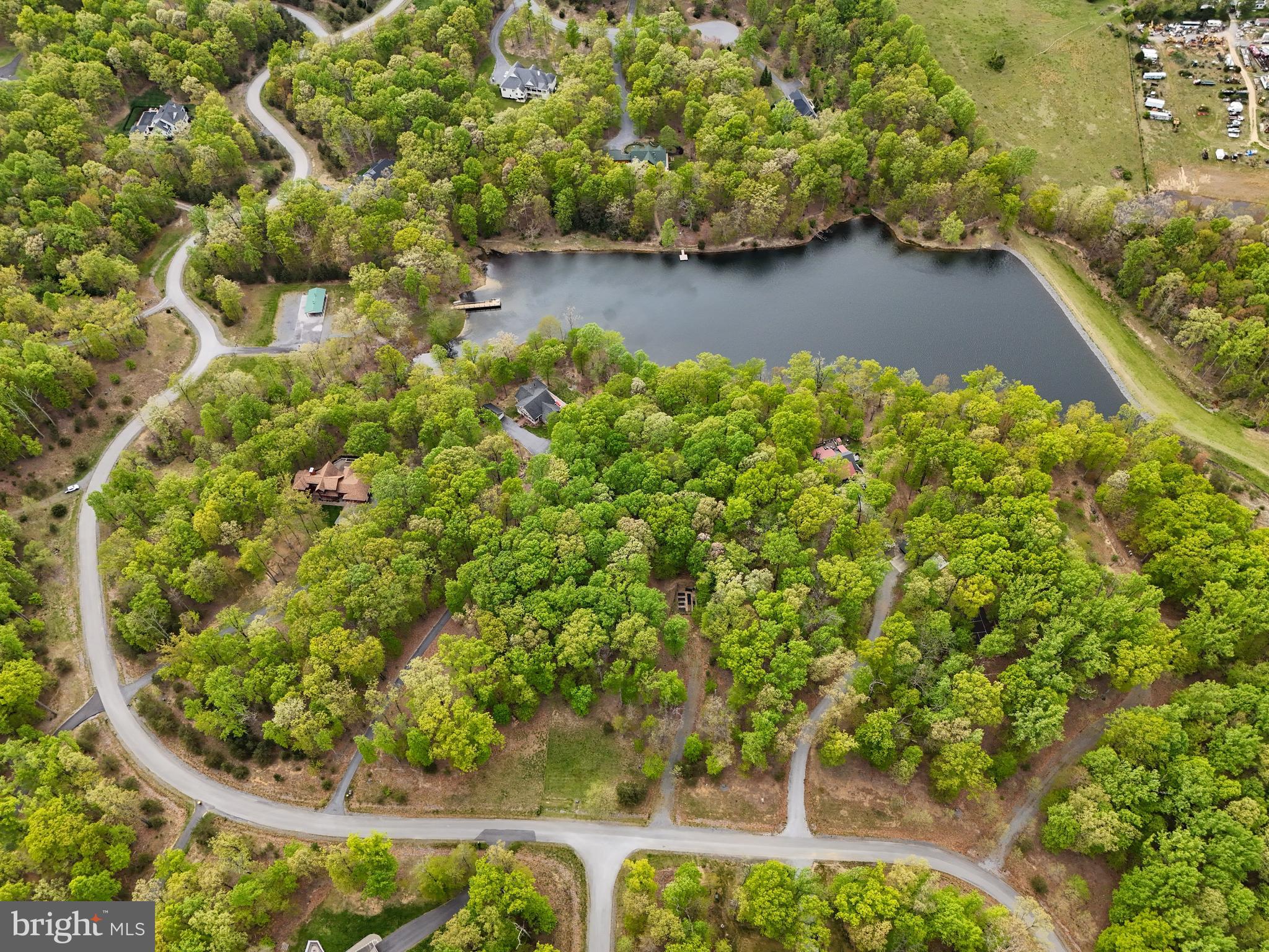 LAKE FOREST ESTATES - Residential