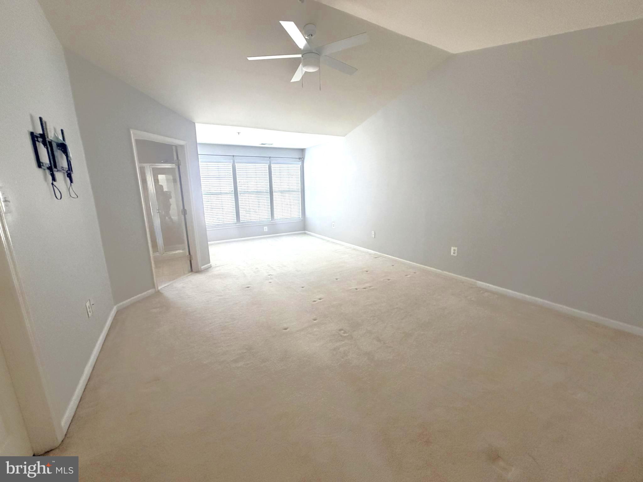 VILLAGE TOWNS - Residential