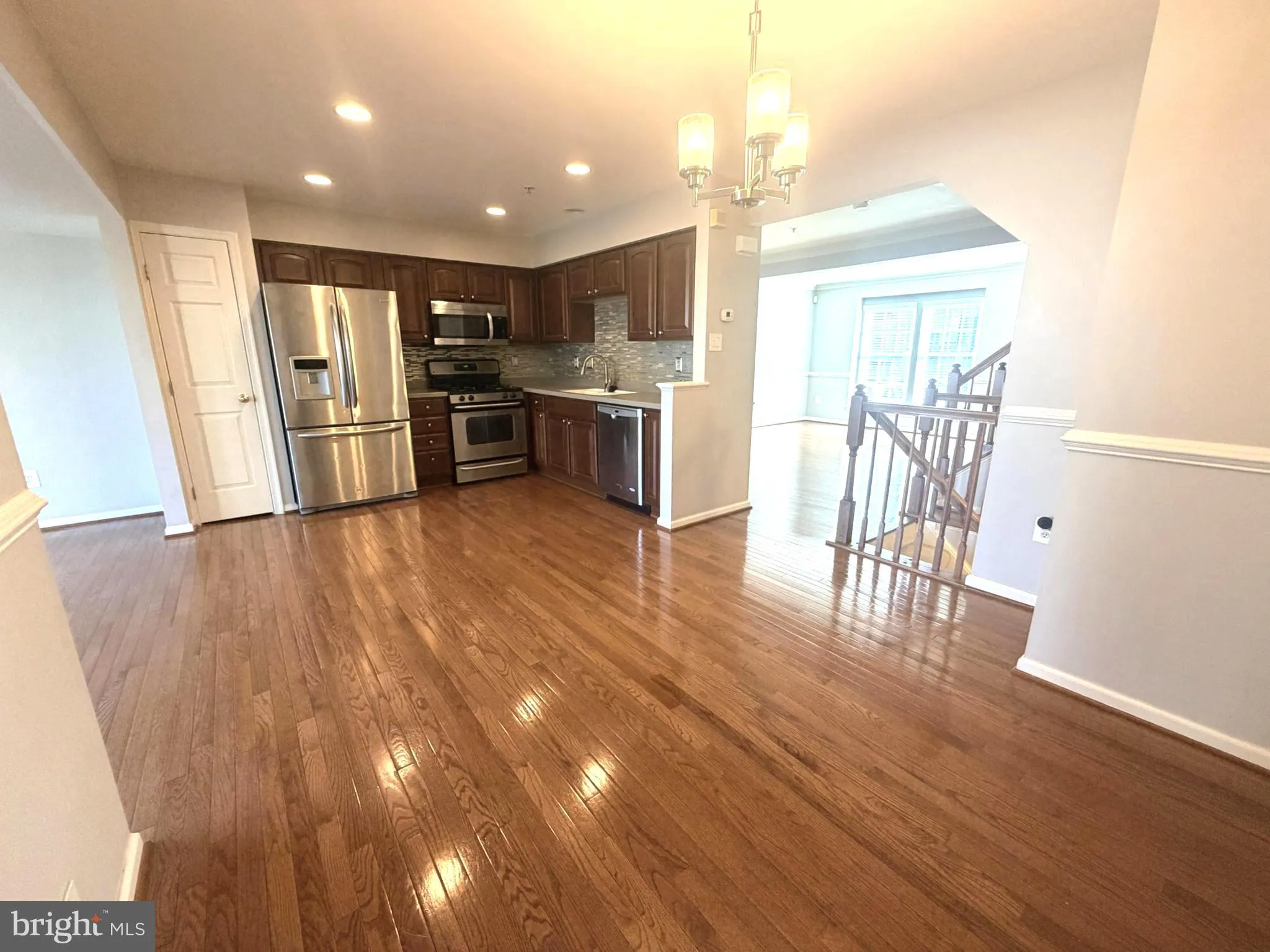 Elkridge, Maryland 21075, United States, 3 Bedrooms Bedrooms, ,3 BathroomsBathrooms,Residential,Active,235765