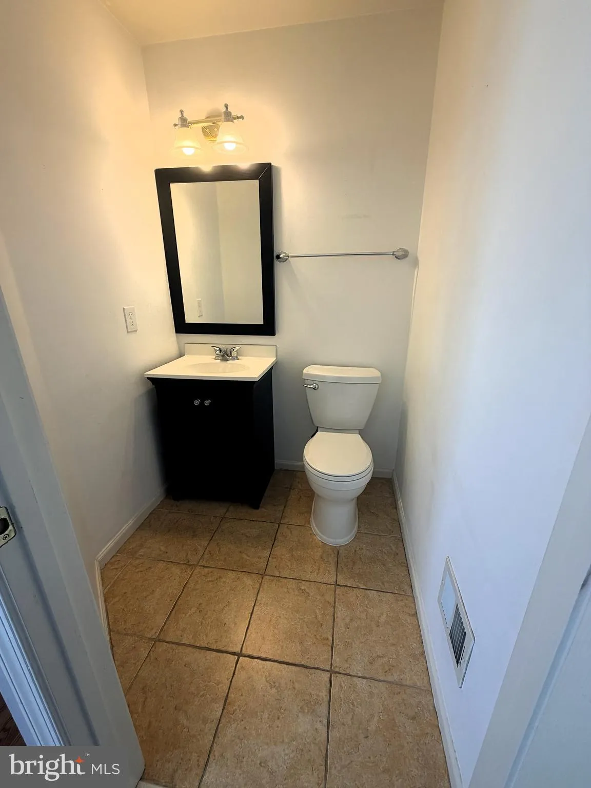 Elkridge, Maryland 21075, United States, 3 Bedrooms Bedrooms, ,3 BathroomsBathrooms,Residential,Active,235765