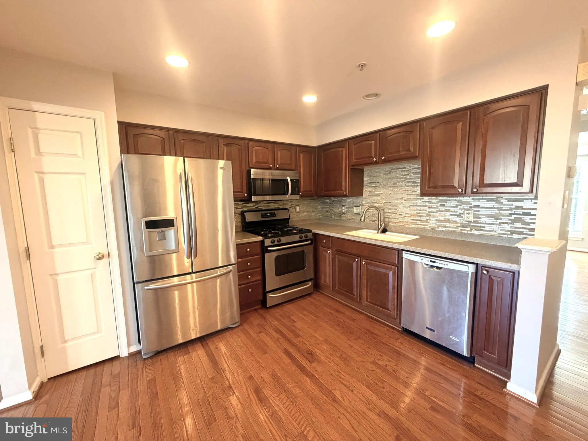 Elkridge, Maryland 21075, United States, 3 Bedrooms Bedrooms, ,3 BathroomsBathrooms,Residential,Active,235765