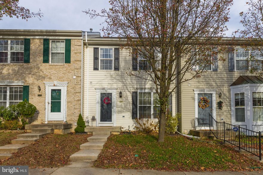 Well- maintained and updated home, Move-In ready townhouse! HVAC with humidifier replaced in 2017. Storm Door added in 2019. Bump-Outs on all 3 floors. Carpets, Flooring, Appliances all replaced in 2015. Door handles all updated in 2017. Large deck off Family Room/Kitchen. Kitchen features Gas Stove, Island, large Pantry and Eat-In area. Master Bedroom is over-sized with walk-in closet and attached Master Bath, including shower stall, garden tub and double vanity! This house is ready for you to move right in!