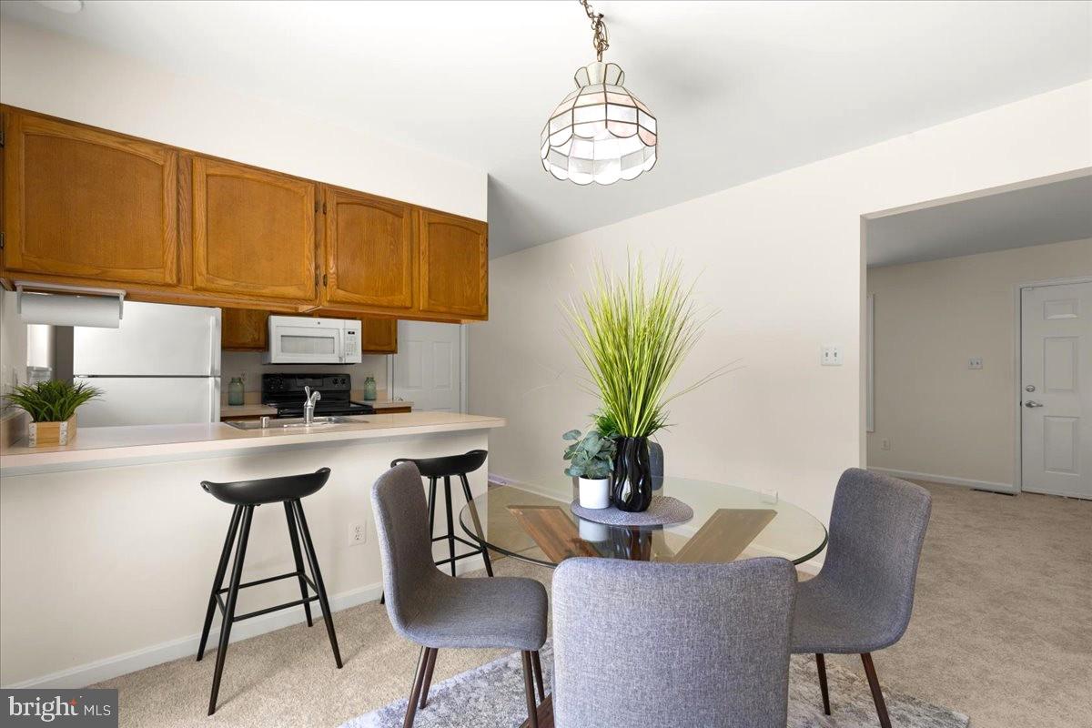 FARMINGTON ROAD ESTATES - Residential