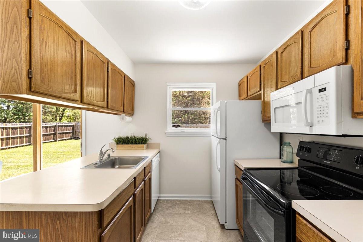 FARMINGTON ROAD ESTATES - Residential