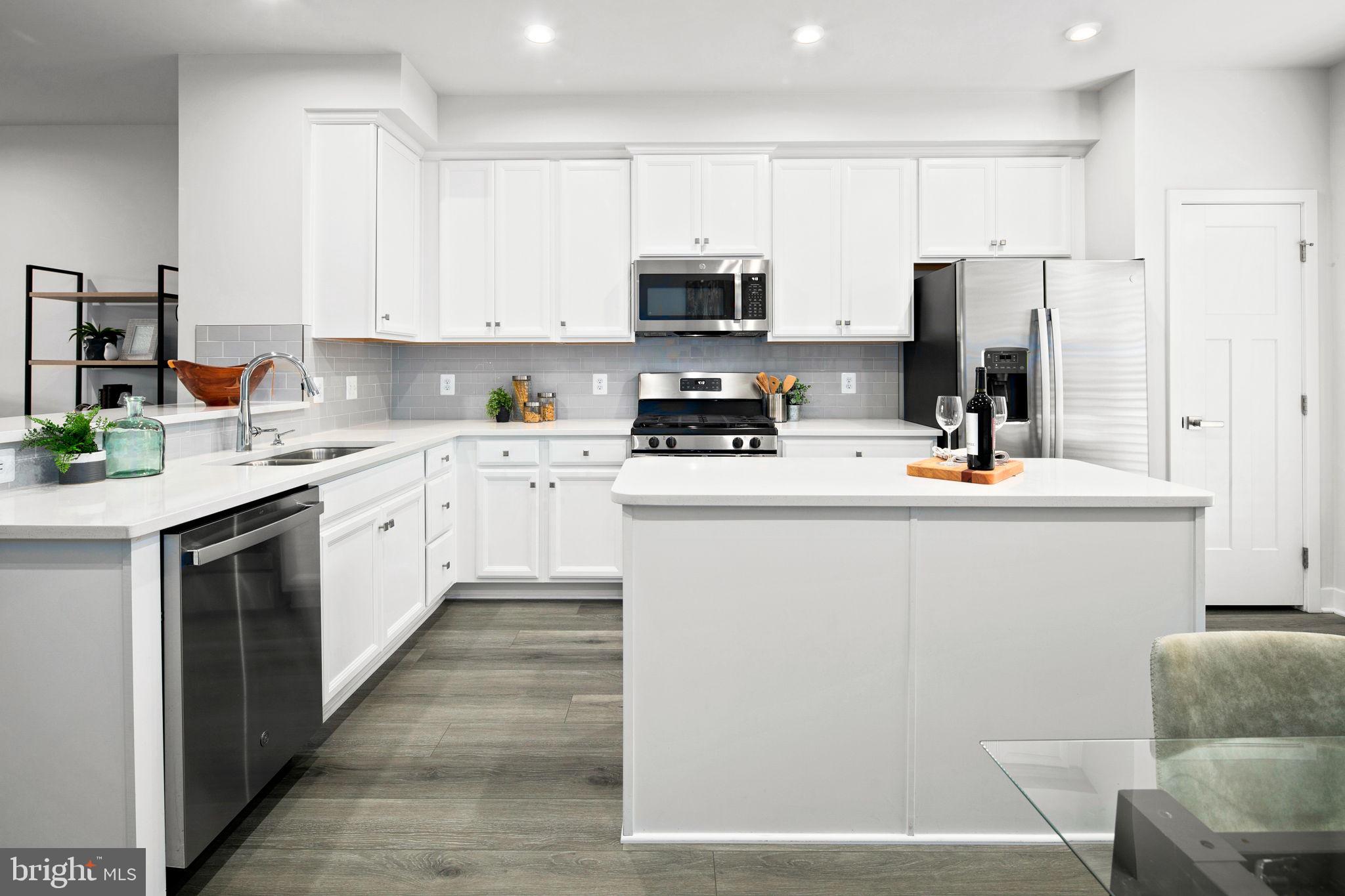 FOSTER'S GLEN - Residential