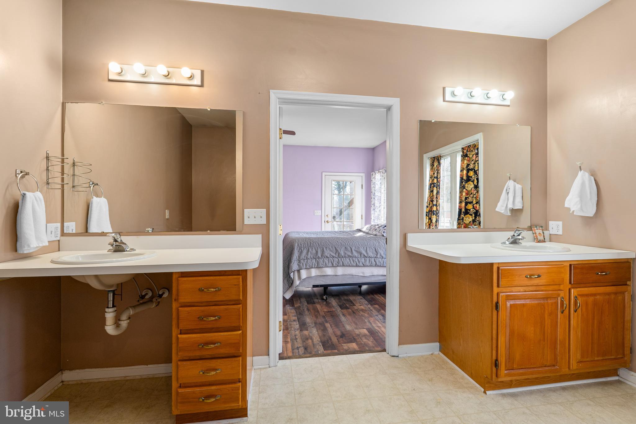 BOHEMIA ESTATES - Residential