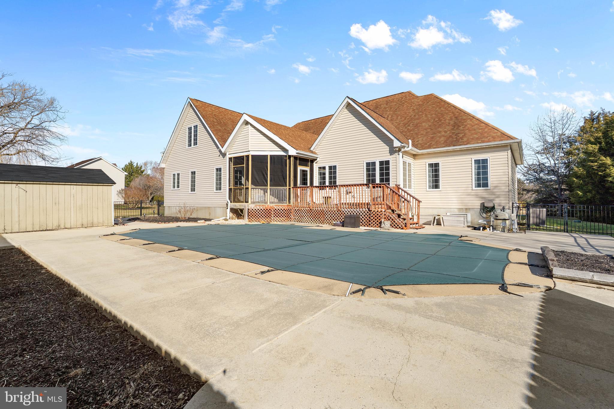 BOHEMIA ESTATES - Residential