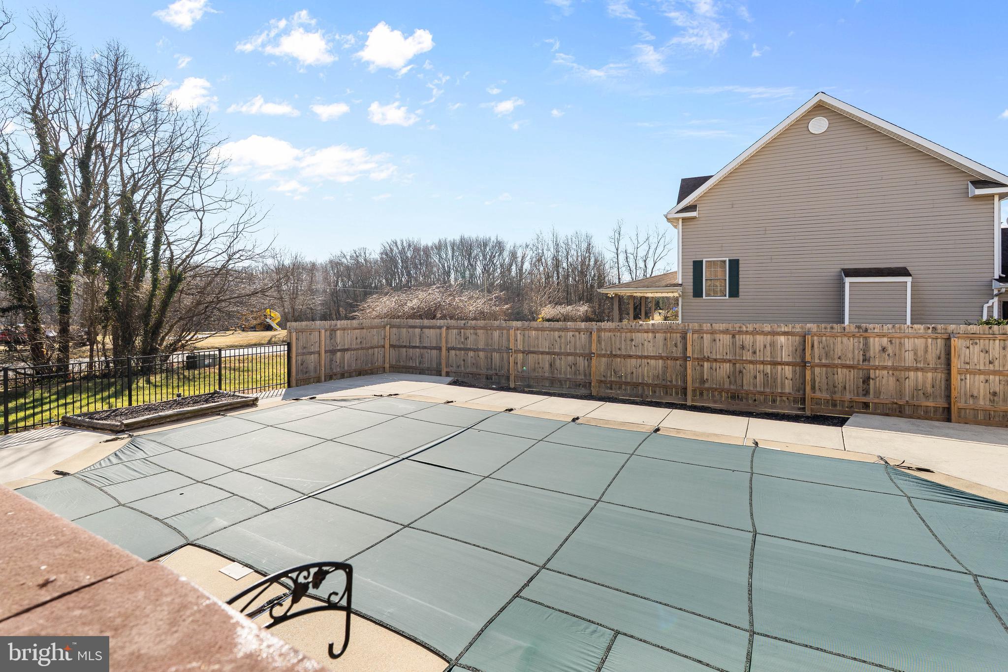 BOHEMIA ESTATES - Residential