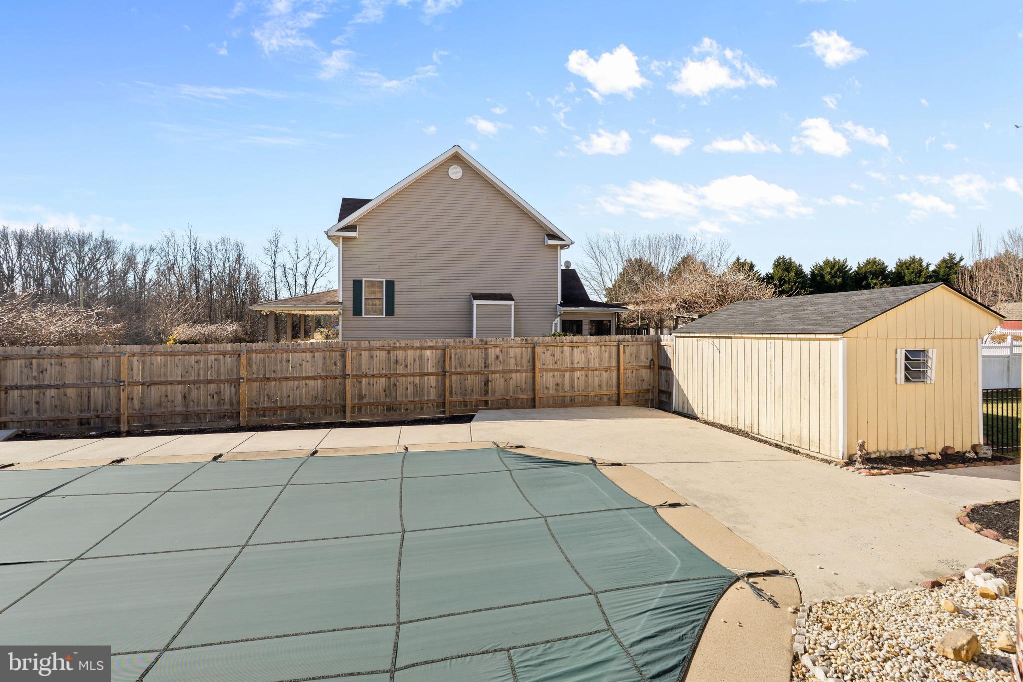 BOHEMIA ESTATES - Residential