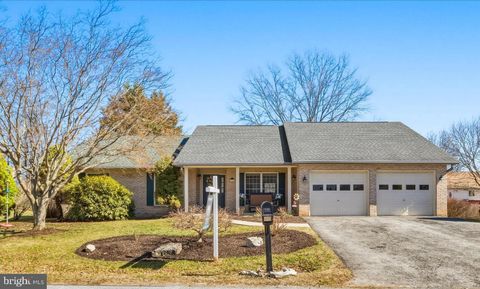 Homes For Sale - 51 Pembroke Lane<br/> Berkeley County, FALLING WATERS, WV 25419