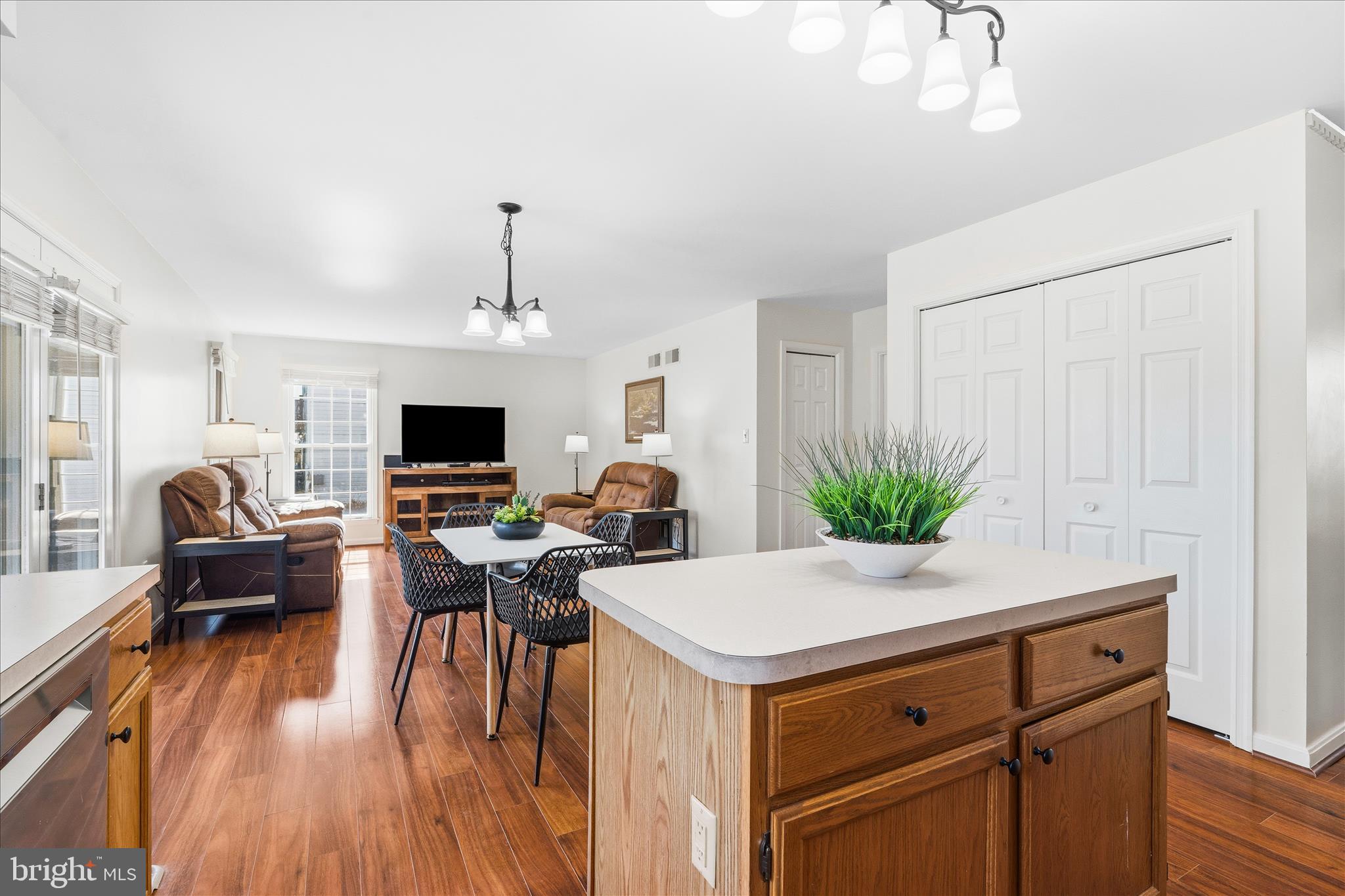 SPRING MILLS - Residential