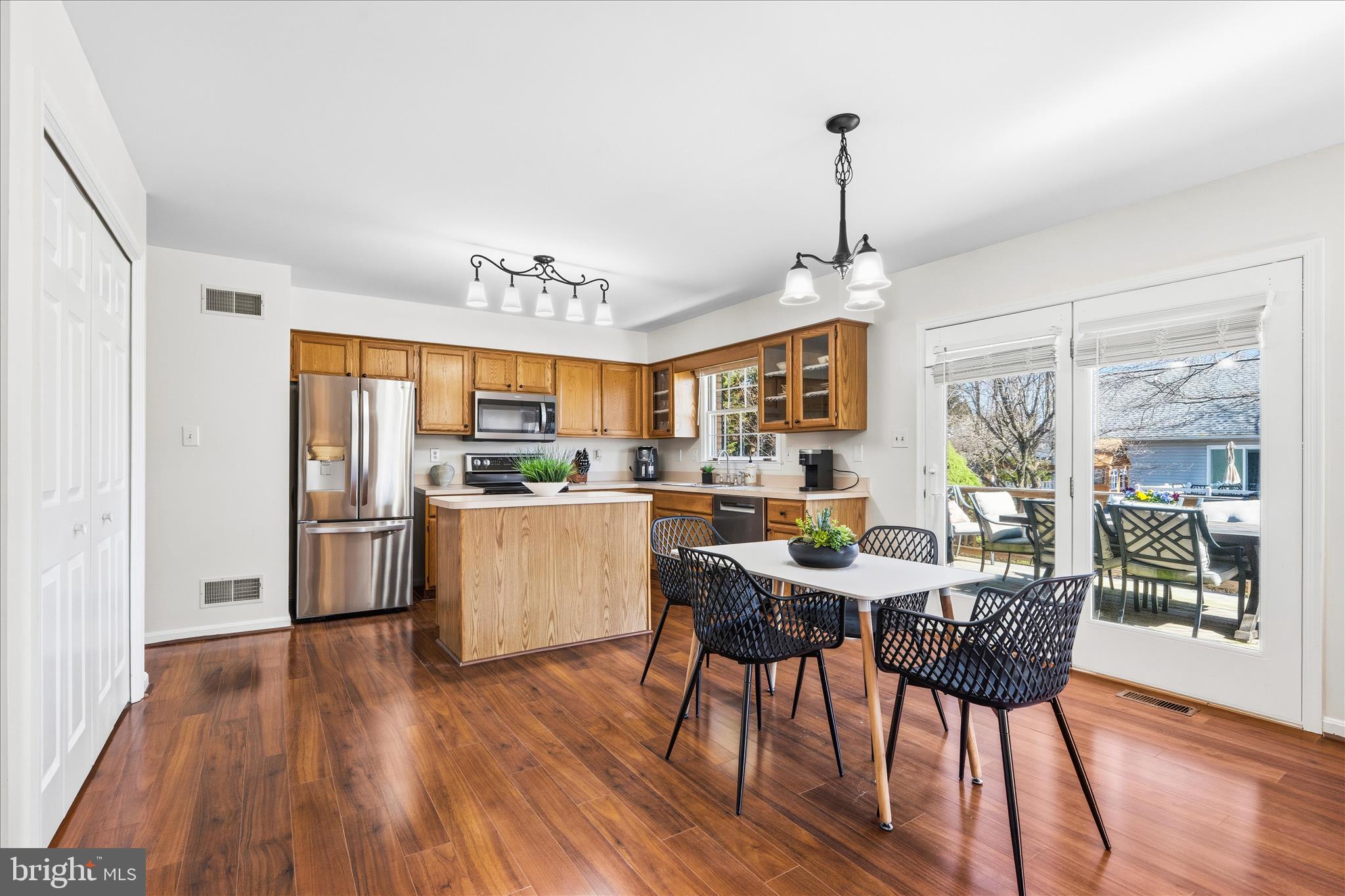 SPRING MILLS - Residential