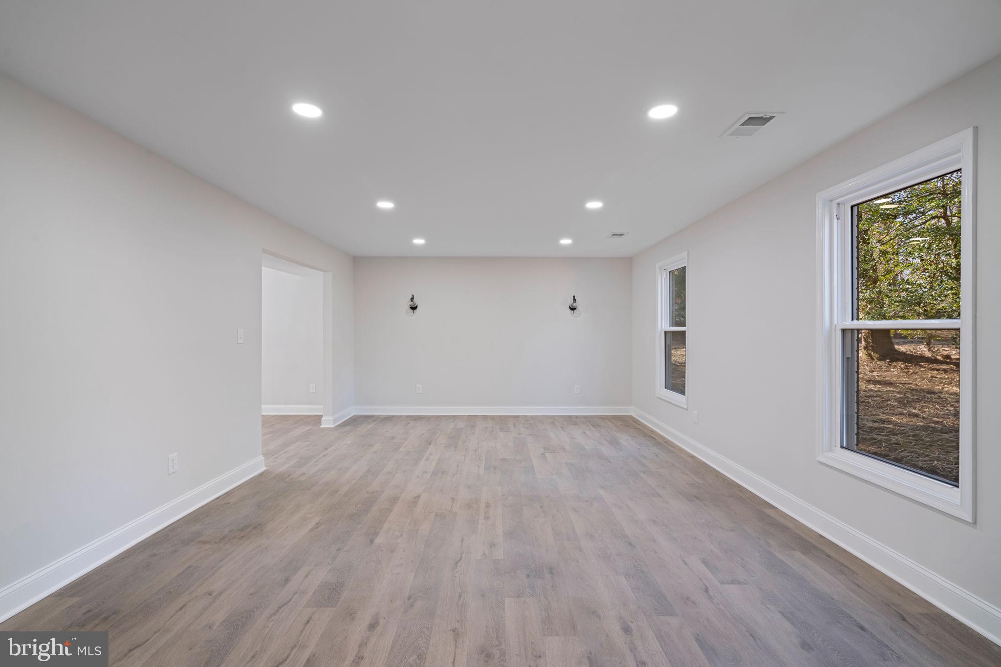 OAK HILL EST SUB - Residential