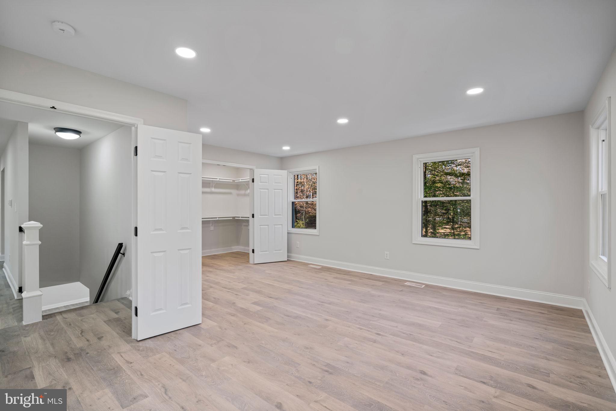 OAK HILL EST SUB - Residential