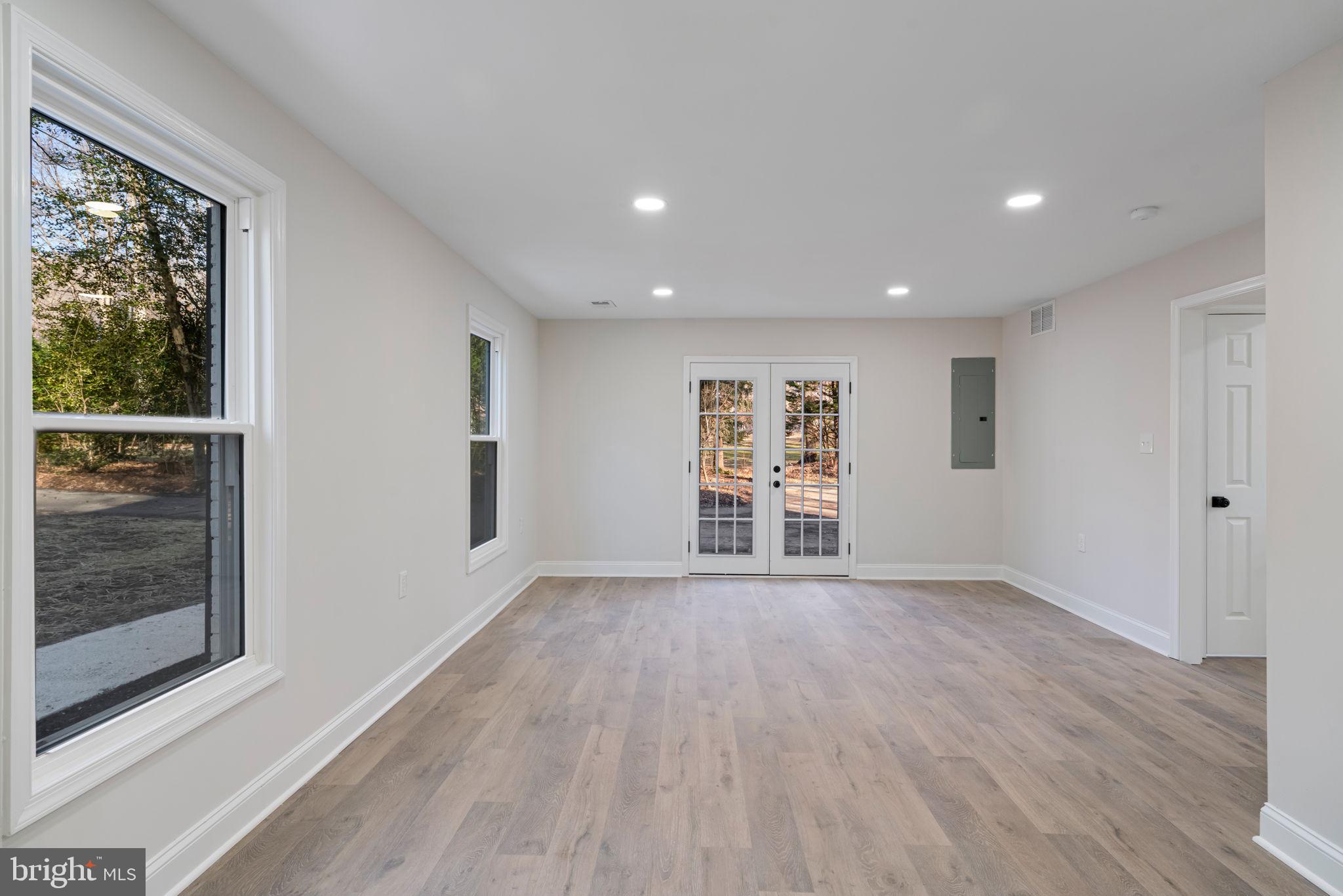 OAK HILL EST SUB - Residential