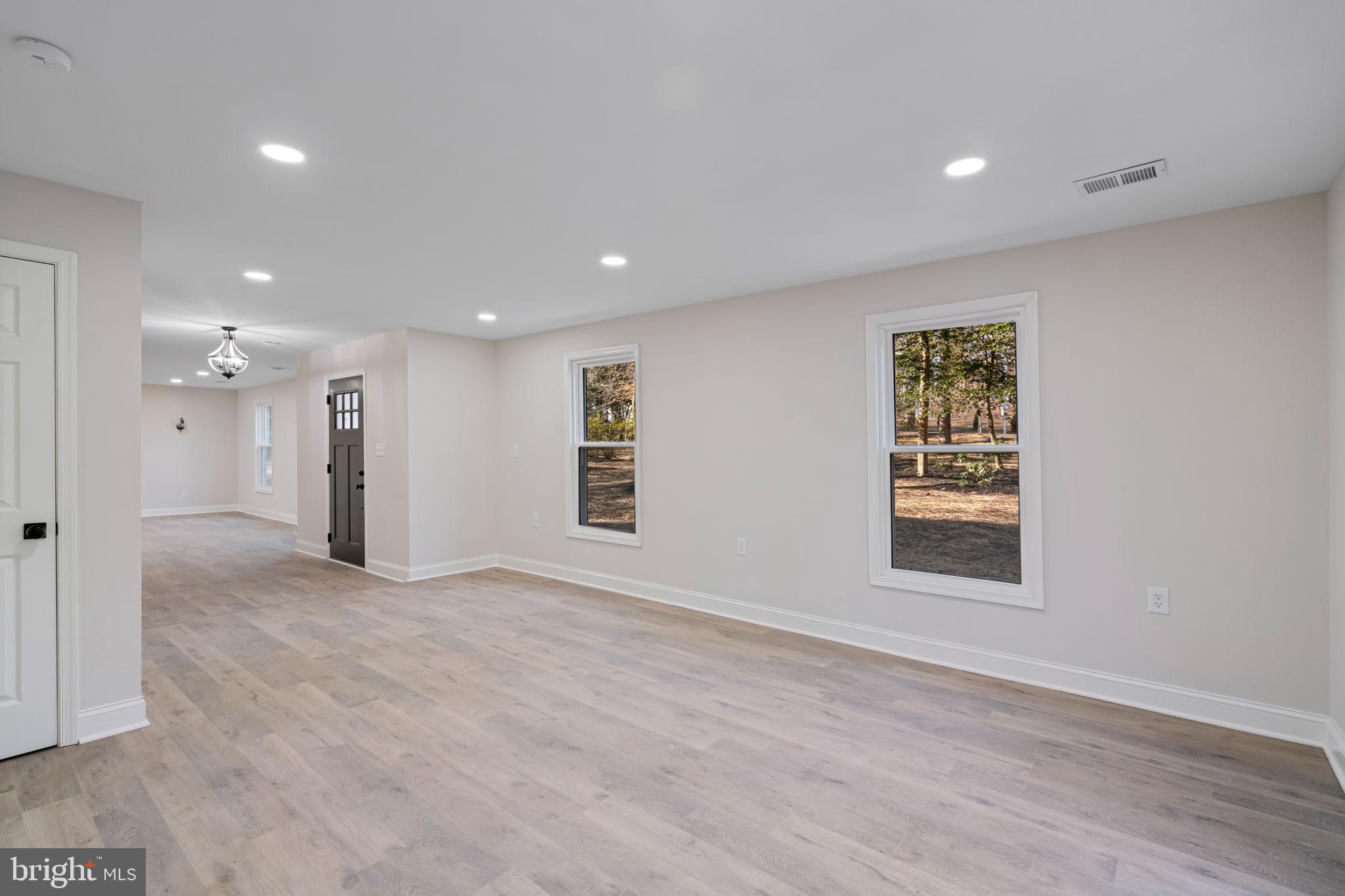 OAK HILL EST SUB - Residential