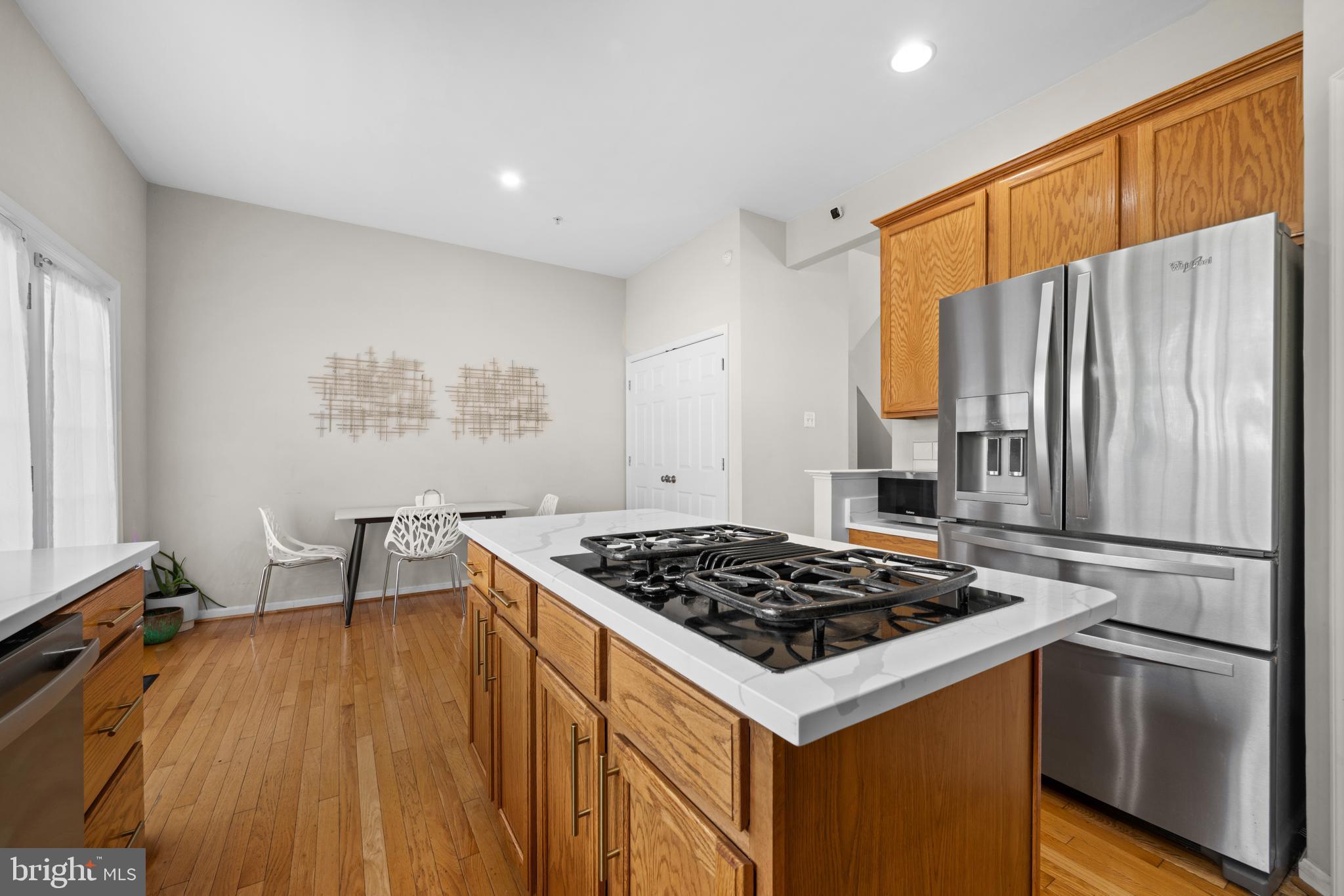 SEVEN OAKS - Residential