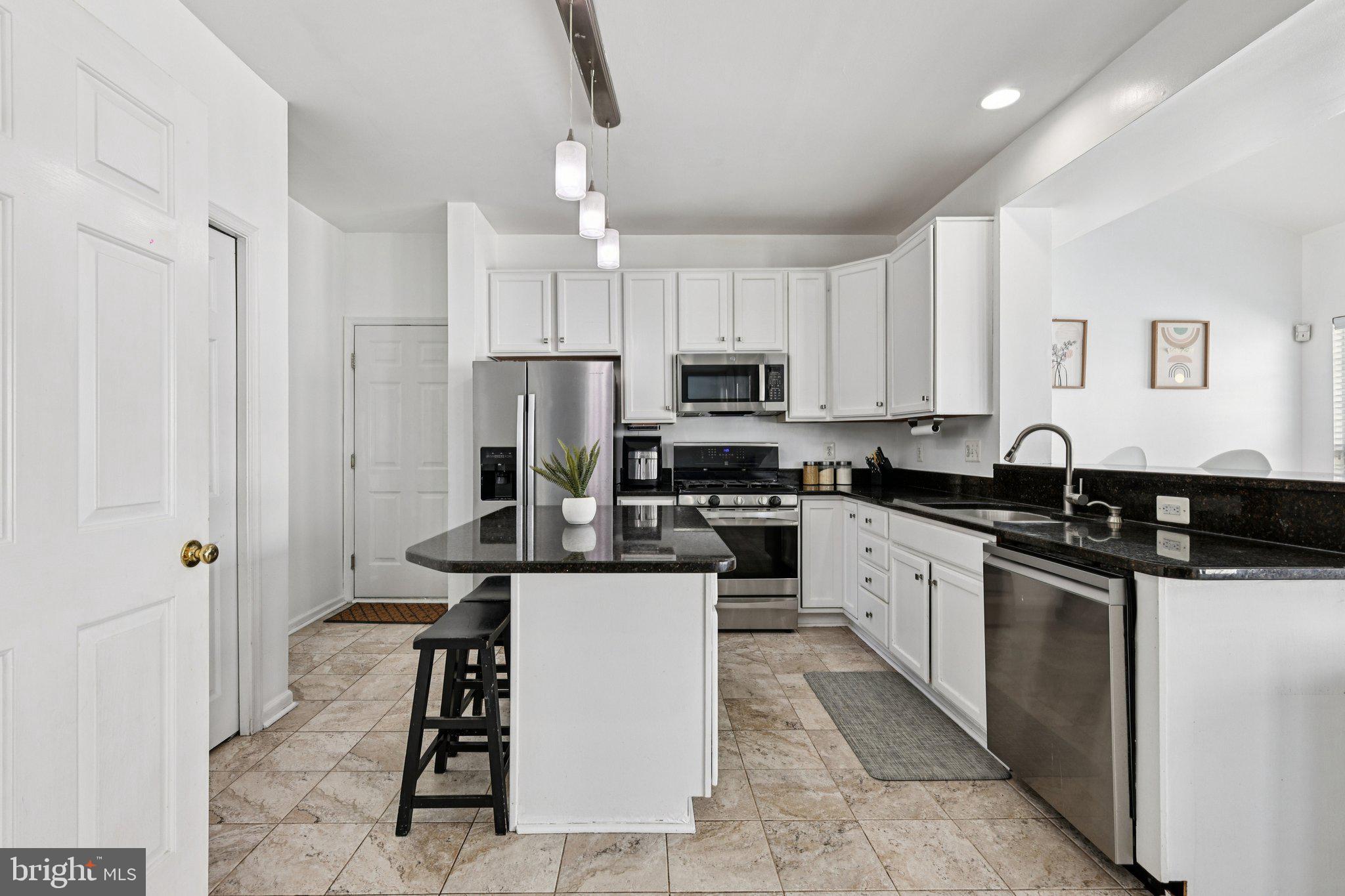 RIVERTON - Residential