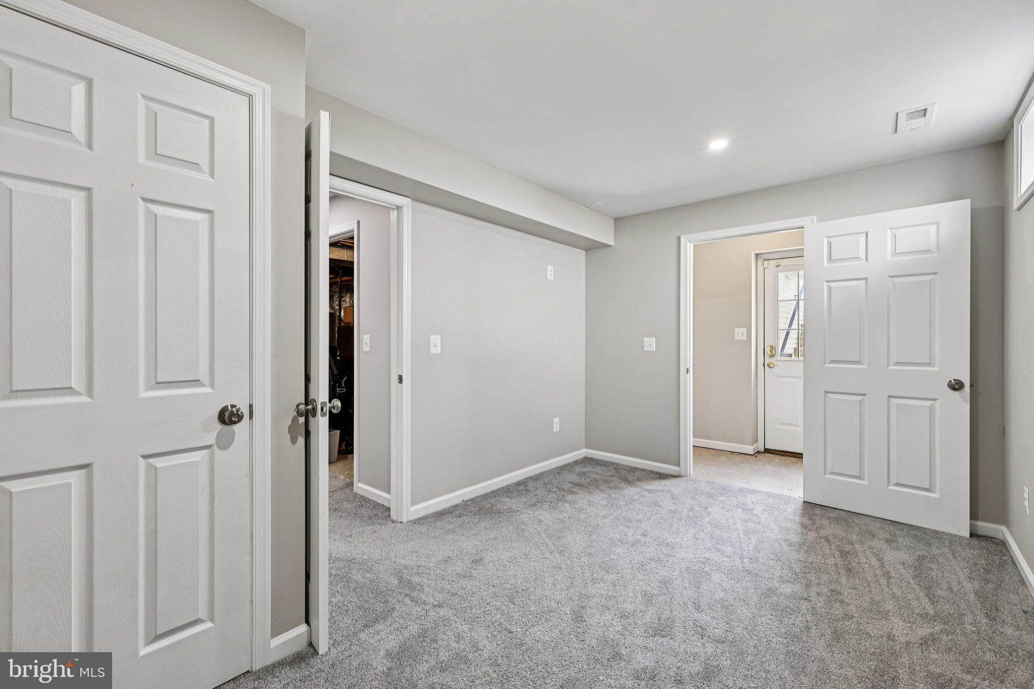 RIVERTON - Residential